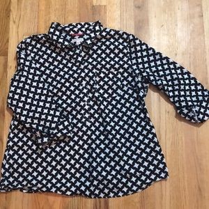 Houndstooth shirt. Fits like a XL